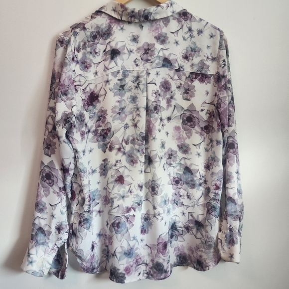 H&M buttoned flowy floral blouse sz 12 - Picture 3 of 8